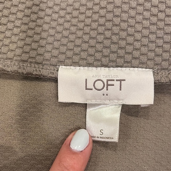 LOFT Brown Mini Pencil Skirt for Work - Picture 3 of 3